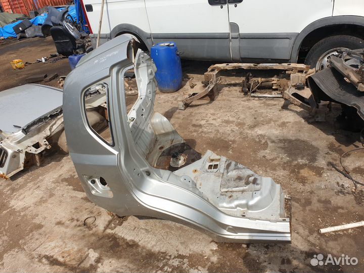 Крыло заднее правое панель Aveo T200 T250 T255