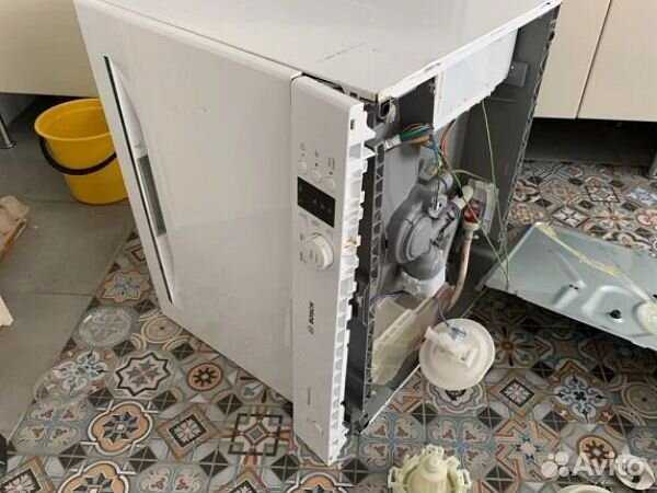 Ремонт стиральных машин Холодильников и Посудомоек
