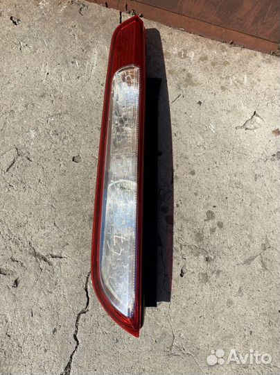 Фонарь задний левый Ford Focus 2 08-11