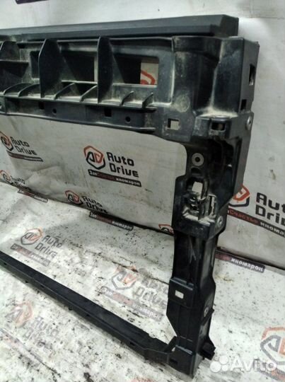 Панель предняя (телевизор) Volkswagen Tiguan 2