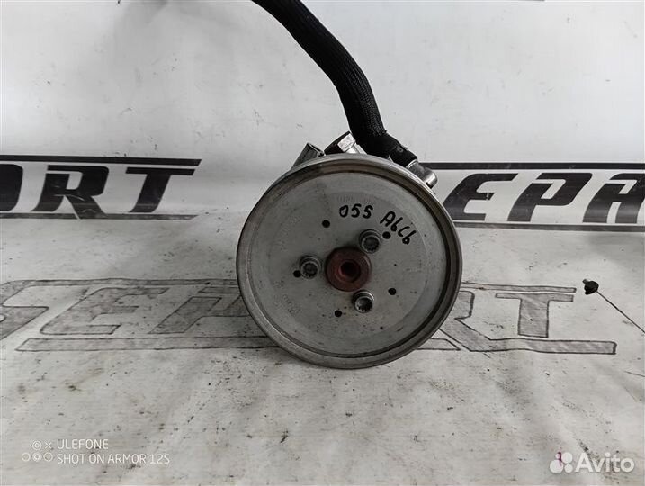 Насос гидроусилителя руля Audi A6 C6 3.2 2007