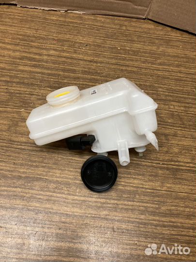 Бачок главного тормозного цилиндра VAG