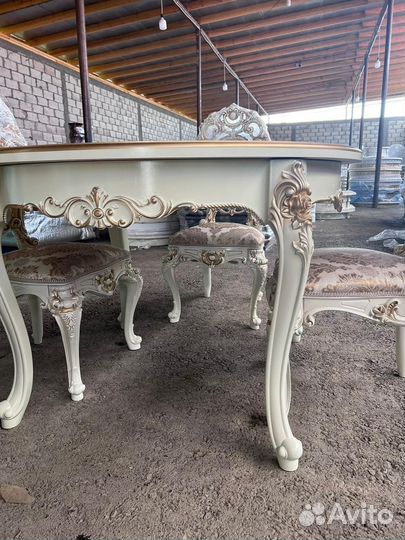 Стол и Стулья