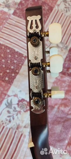 Классическая гитара cremona