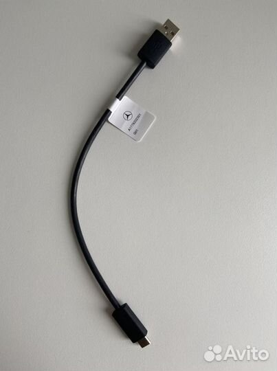 Mercedes-Benz Кабель мультимедийный