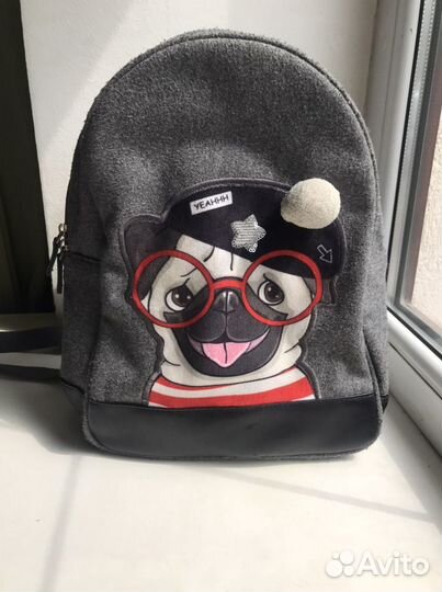 Рюкзак школьный