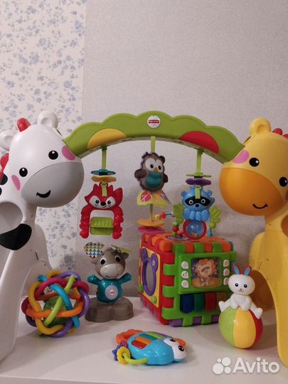 Музыкальные развивающие игрушки Fisher price
