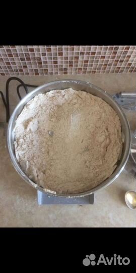 Мельница для муки/ зерна/ орехов/ трав