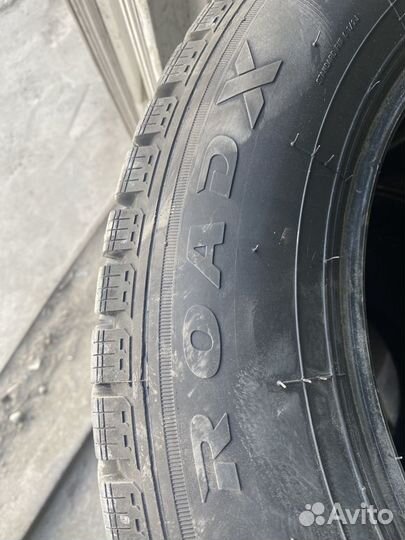 RoadX RXMotion H12 215/65 R17