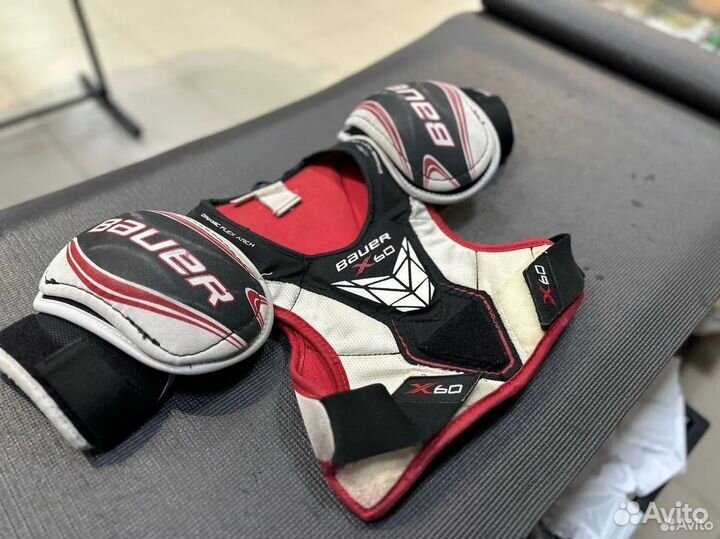 Нагрудник хоккейный Bauer vapor x60