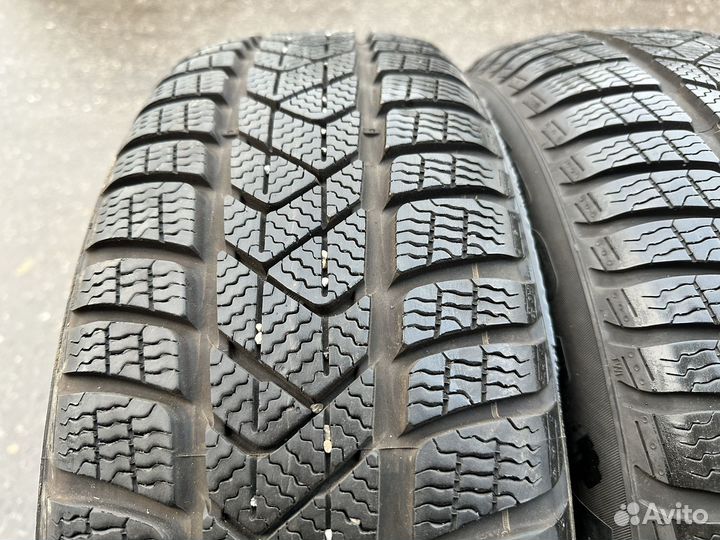 Pirelli Winter Sottozero 3 205/60 R17 93H