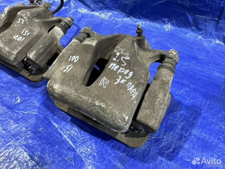 Суппорта передние Toyota Mark 2 JZX105 2.5 4WD AT
