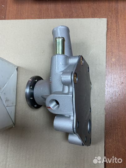 Водяной насос Исузу 2,2 D