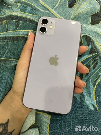 iPhone 11, 64 ГБ