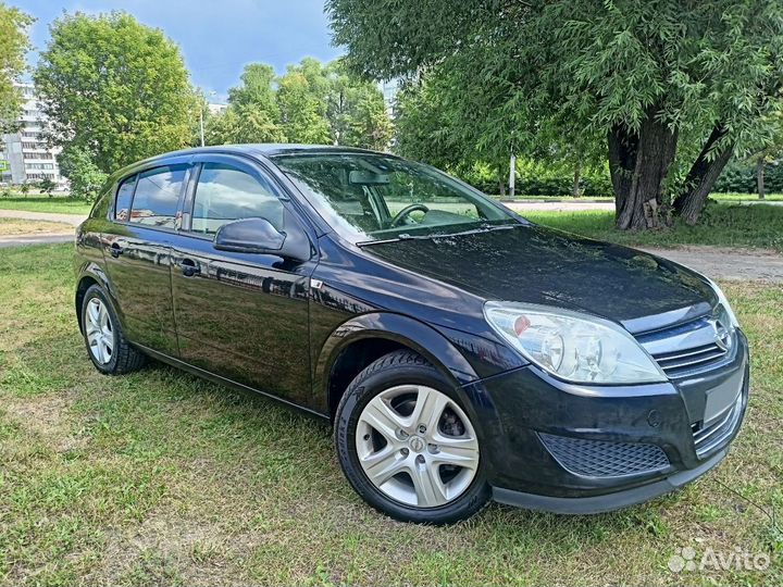 Opel Astra 1.6 AT, 2012, 183 000 км