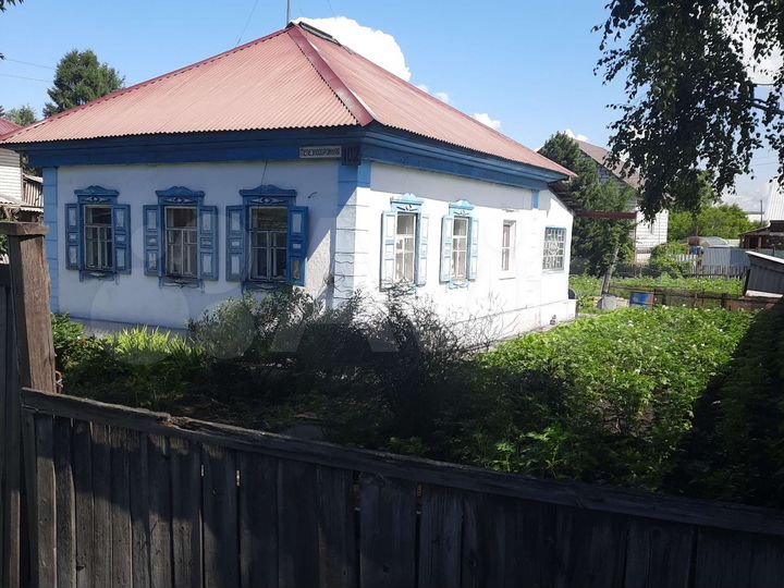 Дом 50 м² на участке 6 сот.