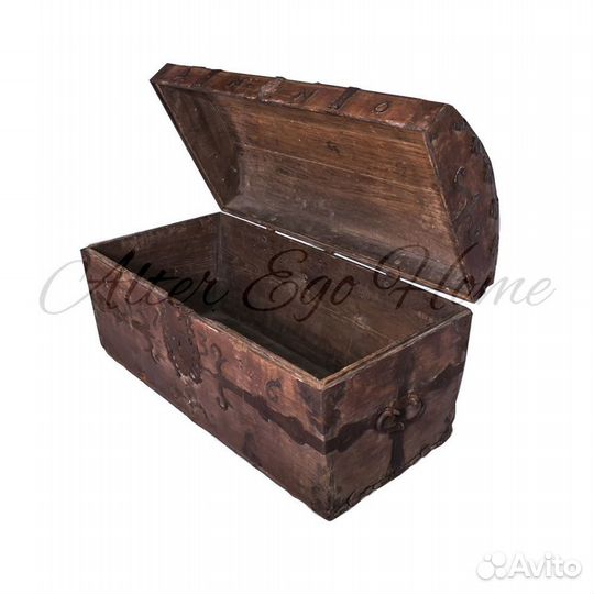 Старинный немецкий сундук 1740-х гг