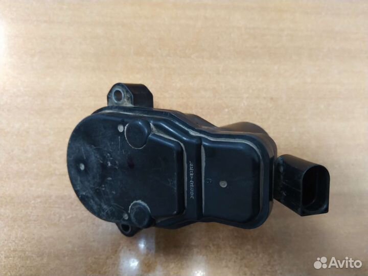 Мотор привода стояночного тормоза Mazda CX5 (KF)