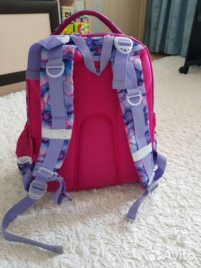 Рюкзак школьный (ранец)