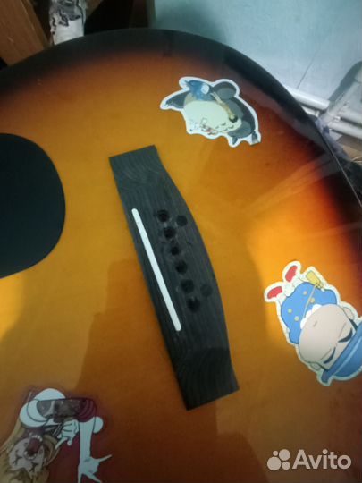 Акустическая гитара