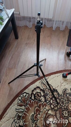 Стойка dexp WT-803B для освещения