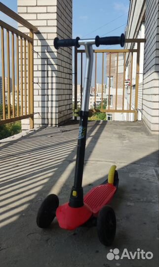 Самокат детский трехколесный декатлон