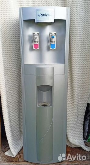 Рабочий Кулер для воды напольный Bio family deluxe