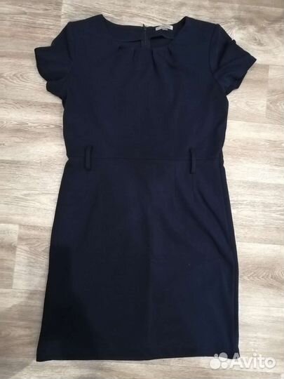 Платье женское 46 размер