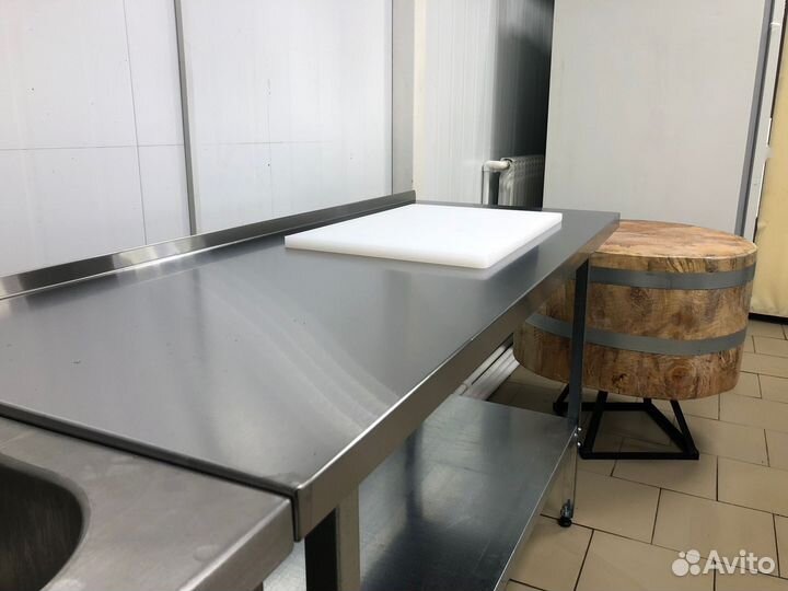 Стол разделочный из нержавейки 150х60