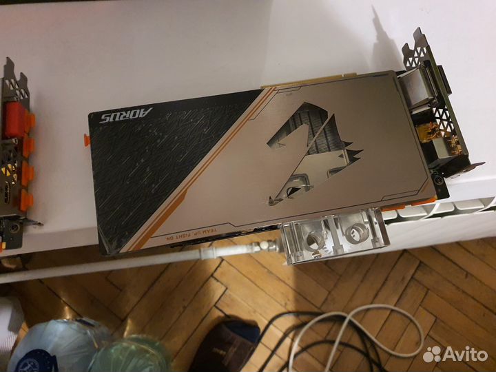 1080 ti с водяным охлаждением в ассортименте