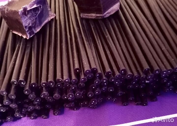 Набор восковых свечей. Чёрные