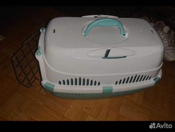 Переноска для кошек пластиковая
