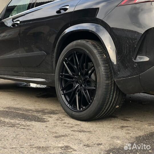 В наличии кованые диски GT R21 на Mercedes G-класс