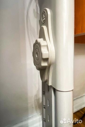 Дэми: растущая парта-трансформер и стул + полки