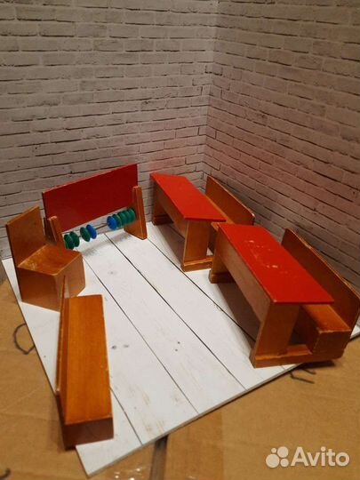 Парта, доска, учебный класс в школе. СССР