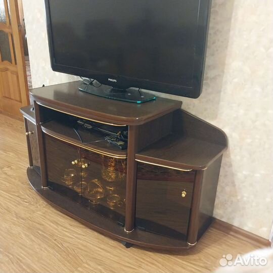 Тумба под телевизор