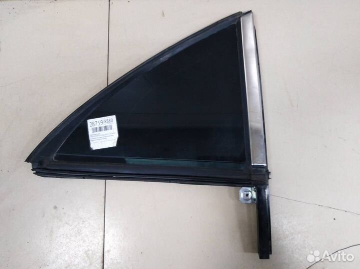 Стекло двери задней правой форточка Mercedes-Benz