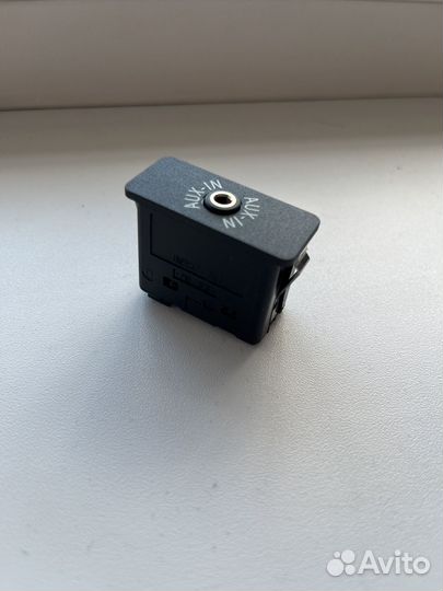 Разъем AUX IN BMW