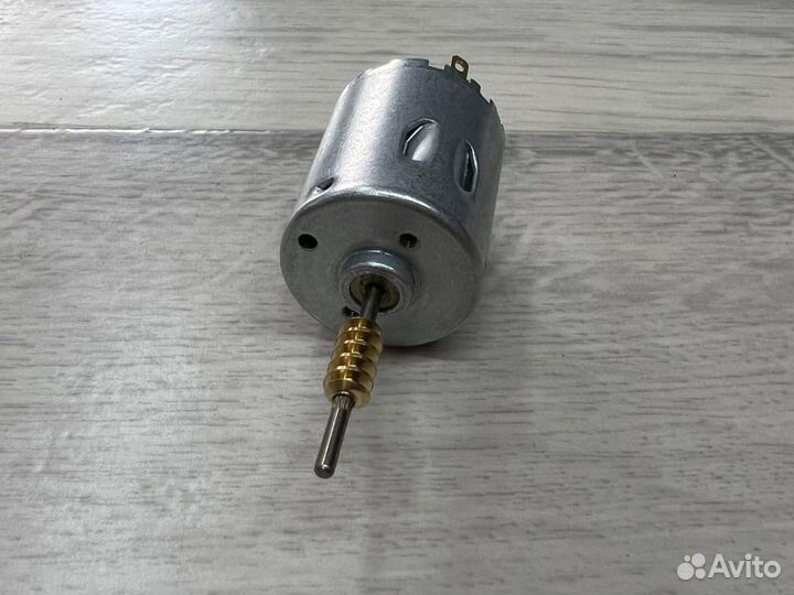 Электромотор механизма переключения АКПП