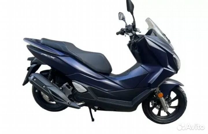 Скутер X-motors PCX - 200CC (replica honda PCX)