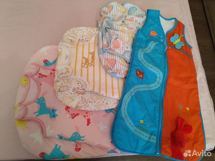 Кокон-подушка и 4 спальника