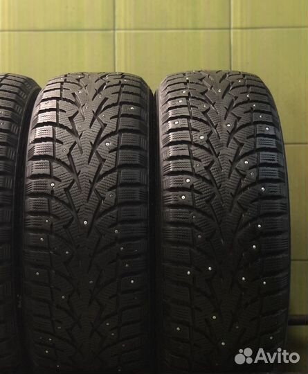 Toyo Observe G3-Ice 215/60 R17