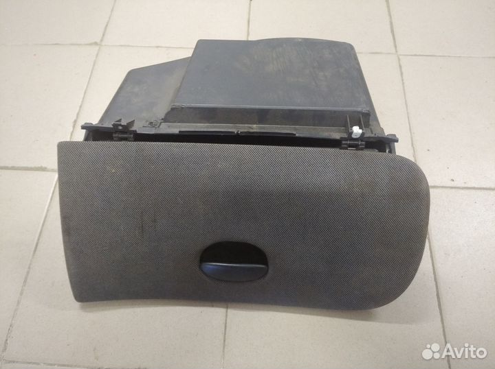 Бардачок Peugeot 206