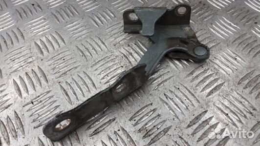 Петля капота hyundai tucson JM (1KK06D502)