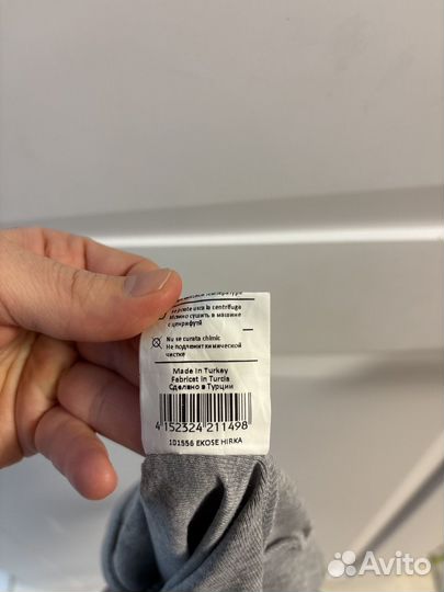 Джемпер на девочку новый 110