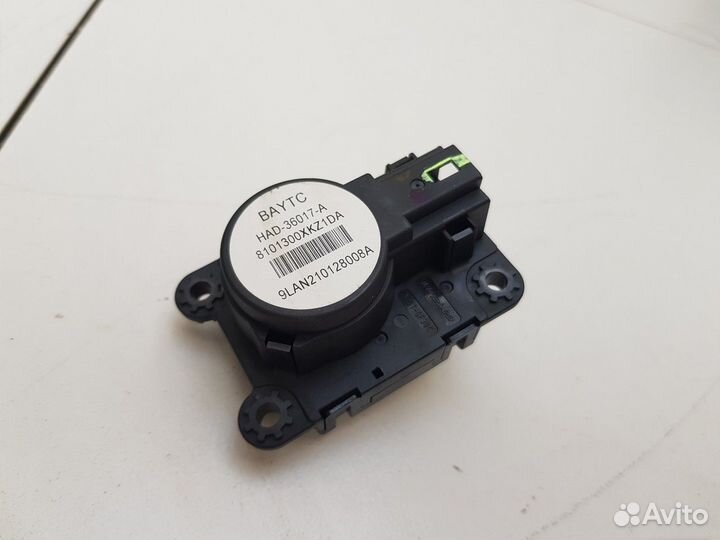 Моторчик привода заслонок отопителя (Haval F7)