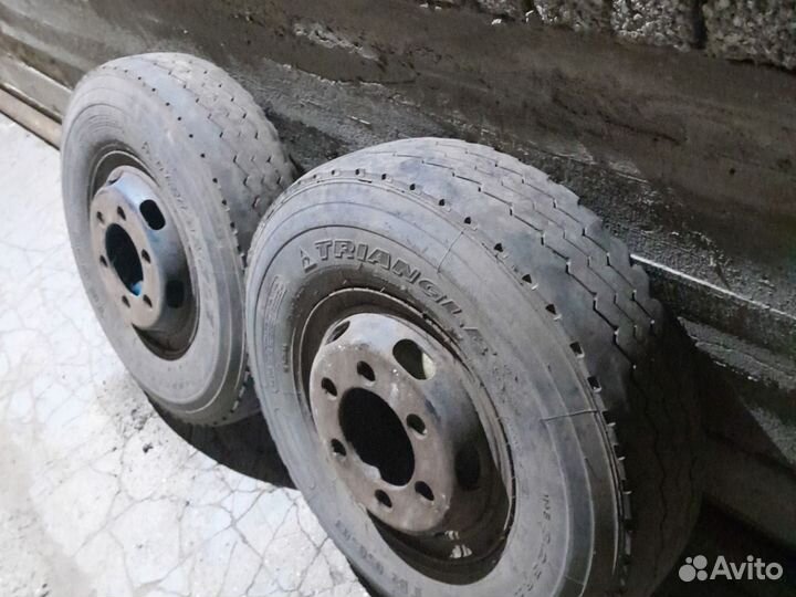 Колеса грузовые в сборе 8.25*16