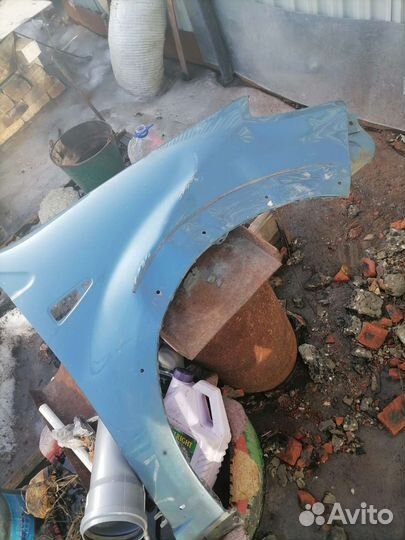 Переднее крыло рено сандеро степвей