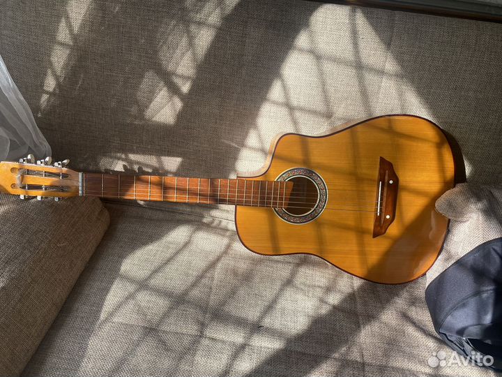 Классическая гитара