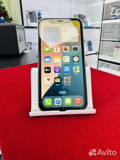 iPhone XR в корпусе 16 Pro